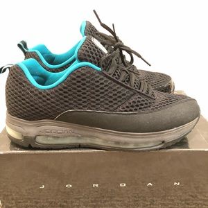 JORDAN CMFT MAX AIR 12